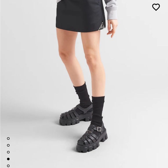 Black sandals NEW size 7AU - Picture 10 of 10